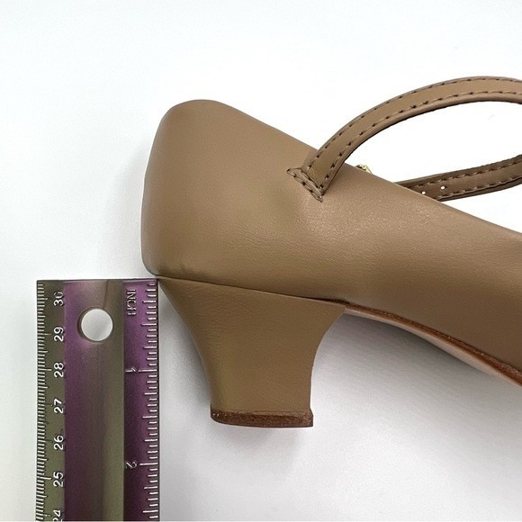 Capezio Jr. Footlight 550 550X Caramel‎ Character Dance Shoes Big Girls Kids 3 - Picture 14 of 15